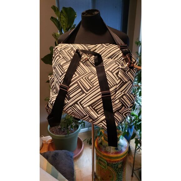 Petunia Pickle Bottom  New no tags - Picture 4 of 8